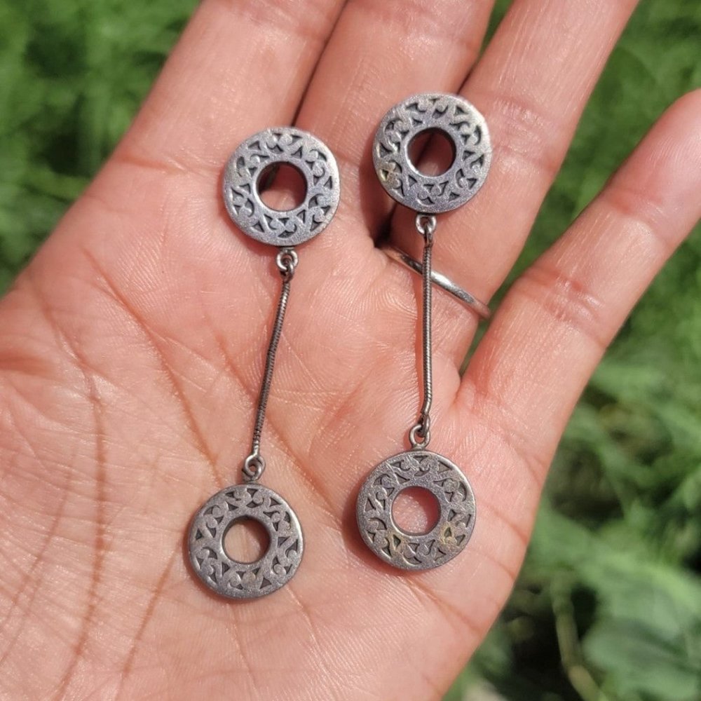 LOIS HILL retired double open disc scroll snake chain long drop earrings